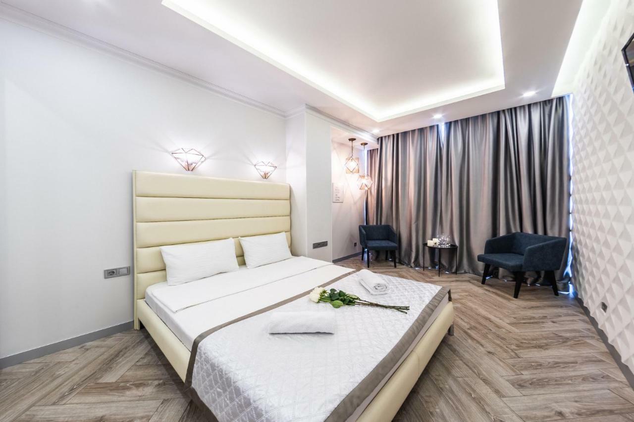 Gagarin Studio Apartment Odesa Exterior photo